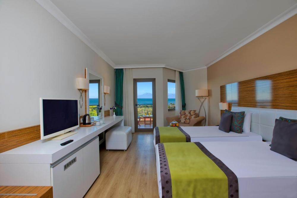 Aqua Standard Room at Asteria Family Resort Belek, photo 2
